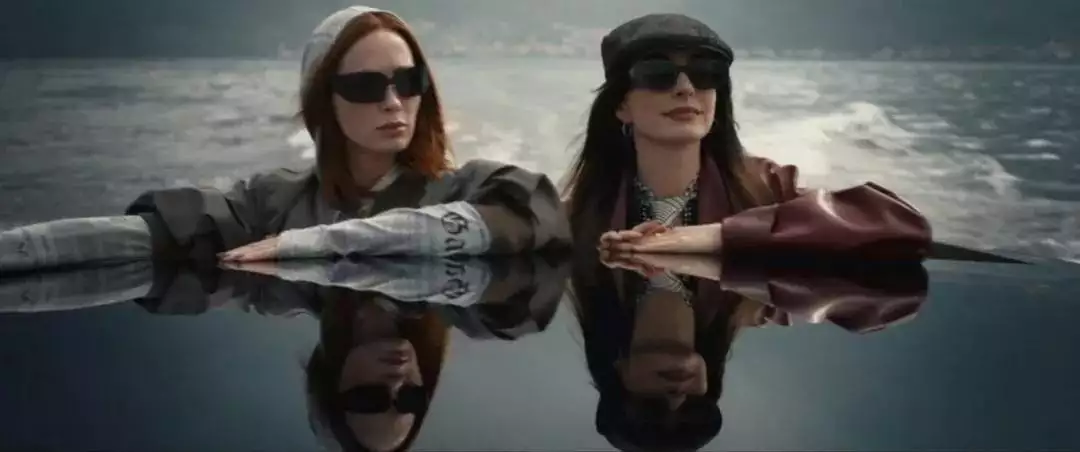 穿普拉达的恶魔2 职场女性成长 电影分析 时尚权力结构_穿普拉达的 免费观看