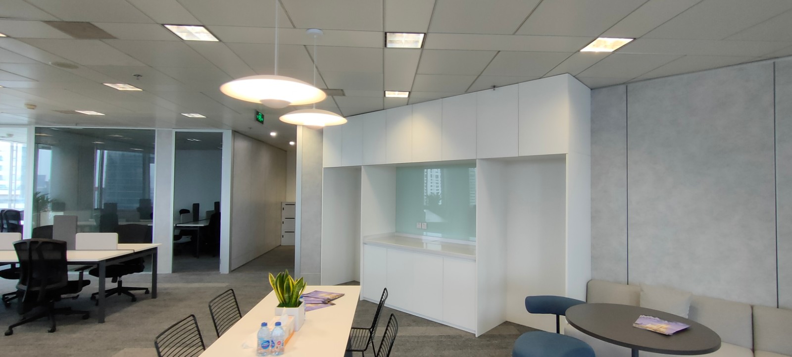 金茂大厦君悦酒店_浦东陆家嘴CBD写字楼出租_金茂大厦写字楼租赁