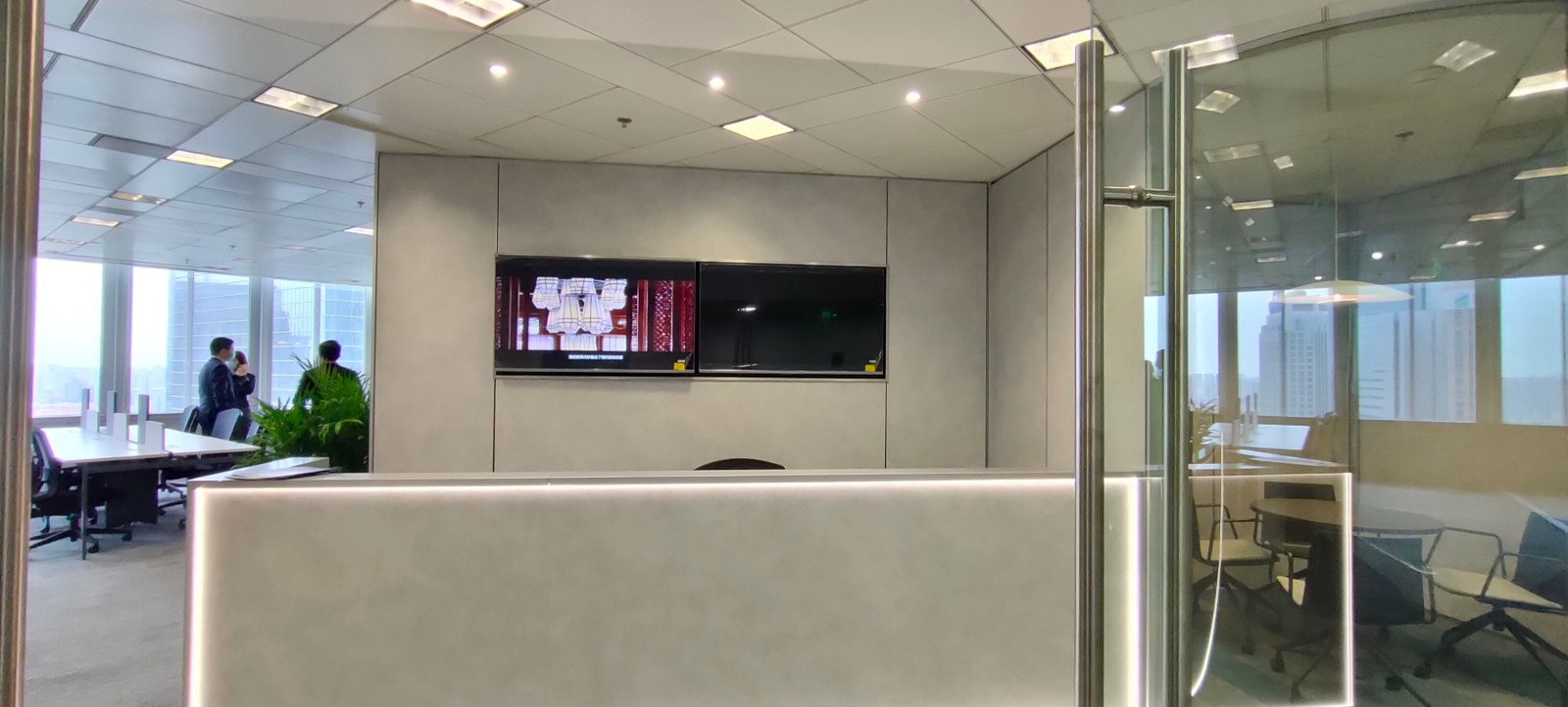 金茂大厦君悦酒店_浦东陆家嘴CBD写字楼出租_金茂大厦写字楼租赁