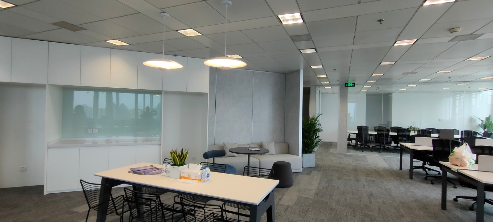 陆家嘴核心地段写字楼_金茂大厦君悦酒店_金茂大厦写字楼租赁