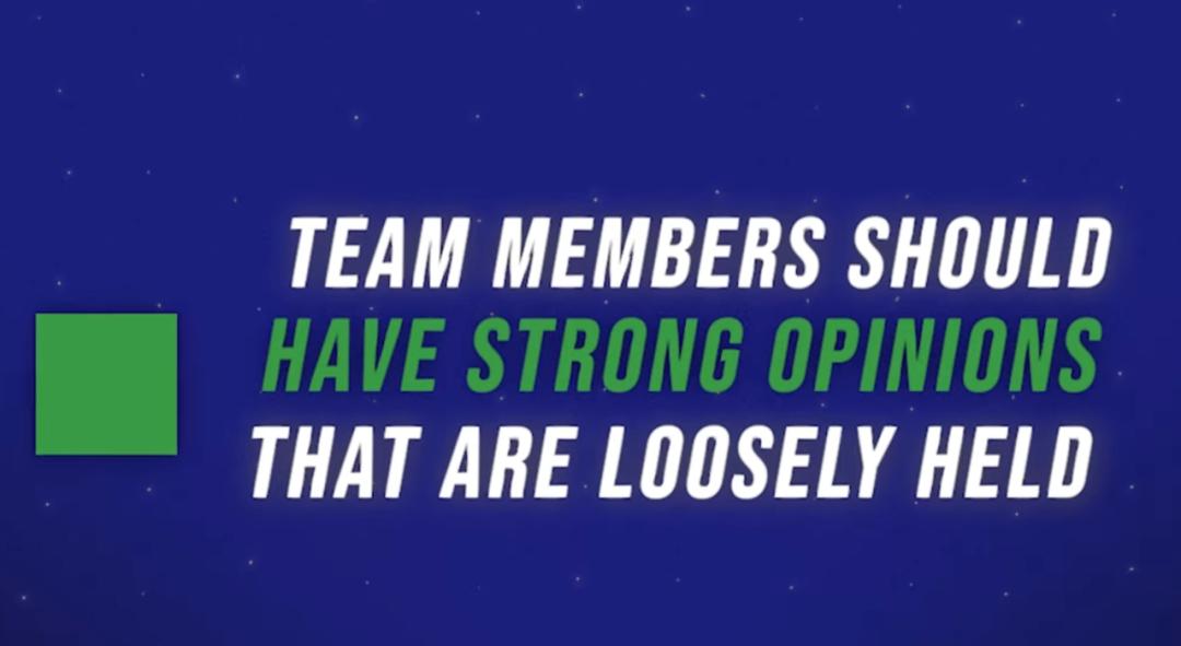 AI创业公司组织结构变革_扁平化跨职能协作原则_扁平型组织结构的特点