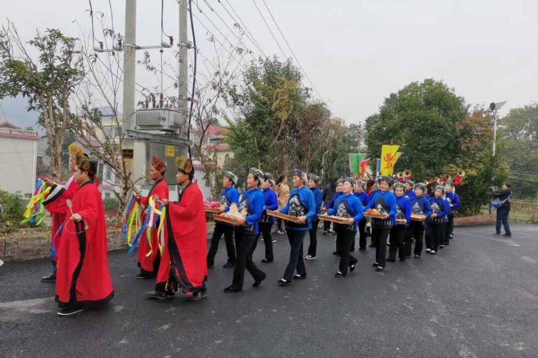 畲族的文化_畲族历史渊源_畲族与瑶族关系