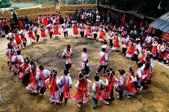 畲族山哈自称_畲族起源历史_畲族的文化