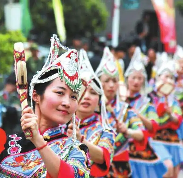 畲族山哈自称_畲族的文化_畲族起源历史