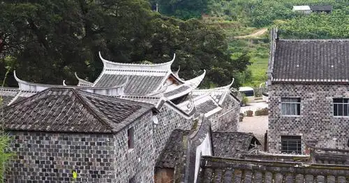 畲族年庆祝活动_畲族的文化_畲族分布省份