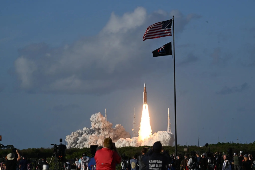 被动防护聚乙烯层深空应用_辐射防护体系_阿尔忒弥斯2号辐射防护体系