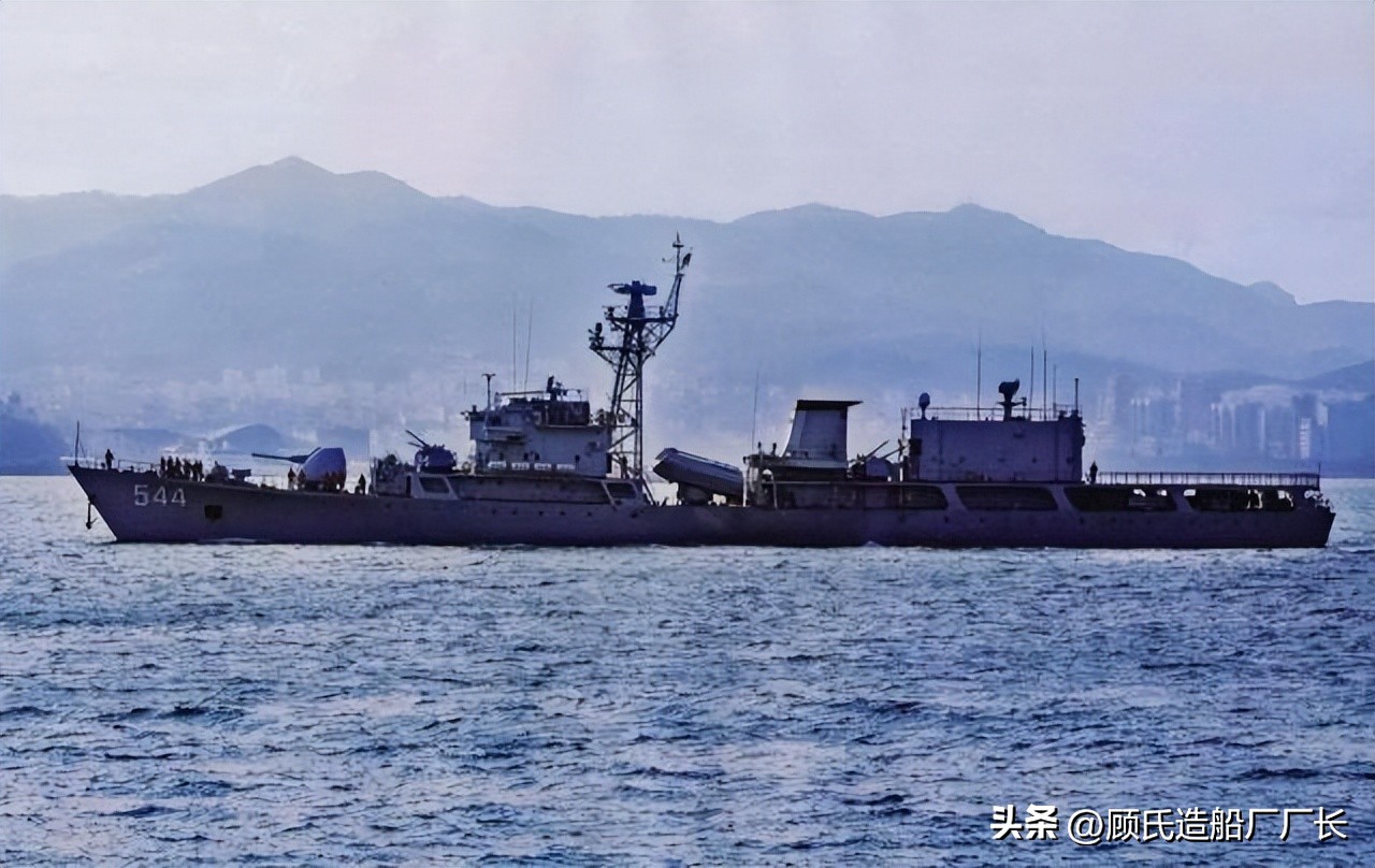 法国TC100C单管100毫米舰炮_053型护卫舰现役_053H1Q型反潜护卫舰