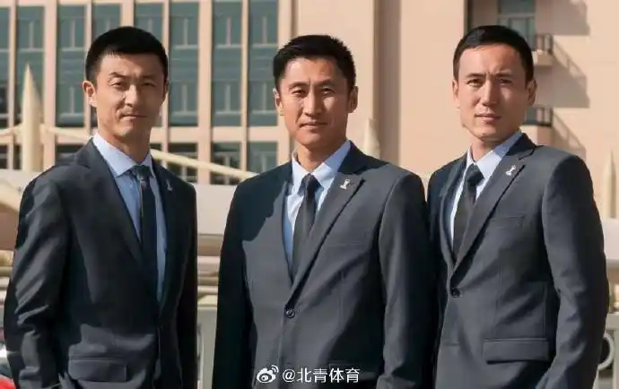 中国裁判马宁世界杯_马宁将登场！主哨厄瓜多尔vs库拉索，中国裁判历史第二人_卡牌大师马宁世界杯