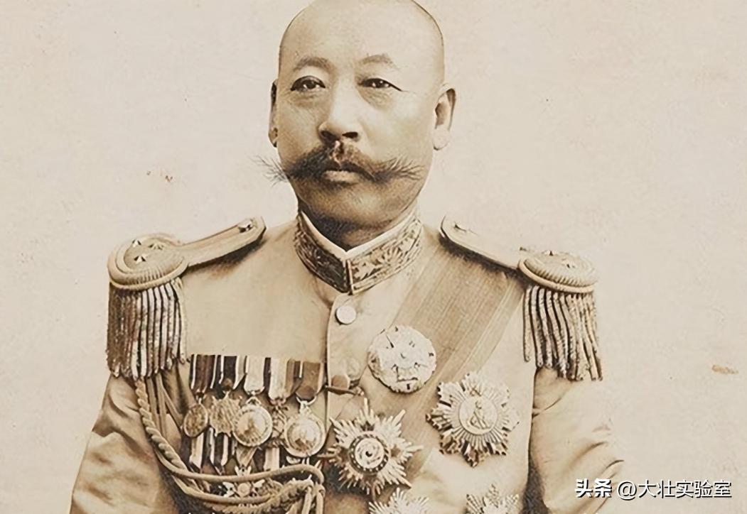 督军的少妻_督军夫人_督军的少妻写完了吗