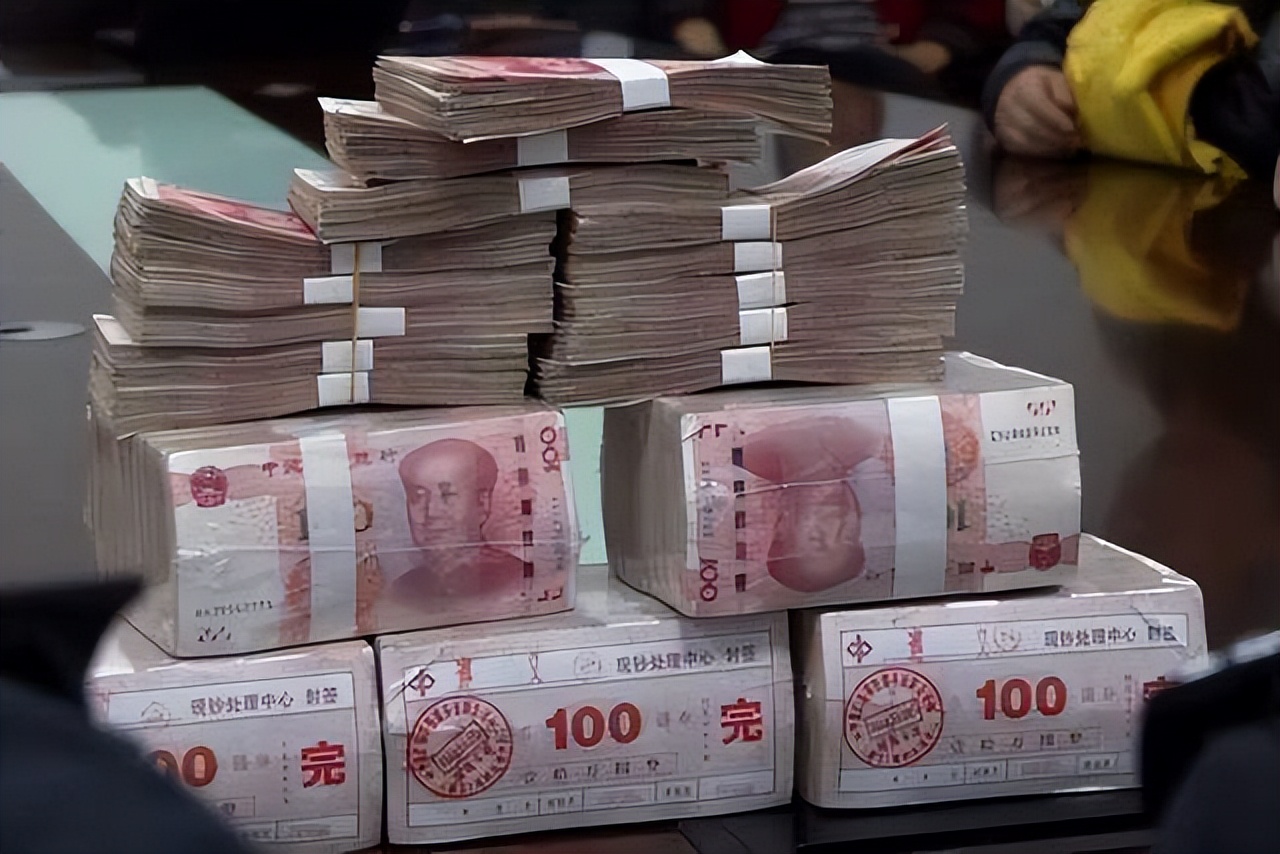 国内购买彩票人数_现金支票怎么用_彩票中奖概率
