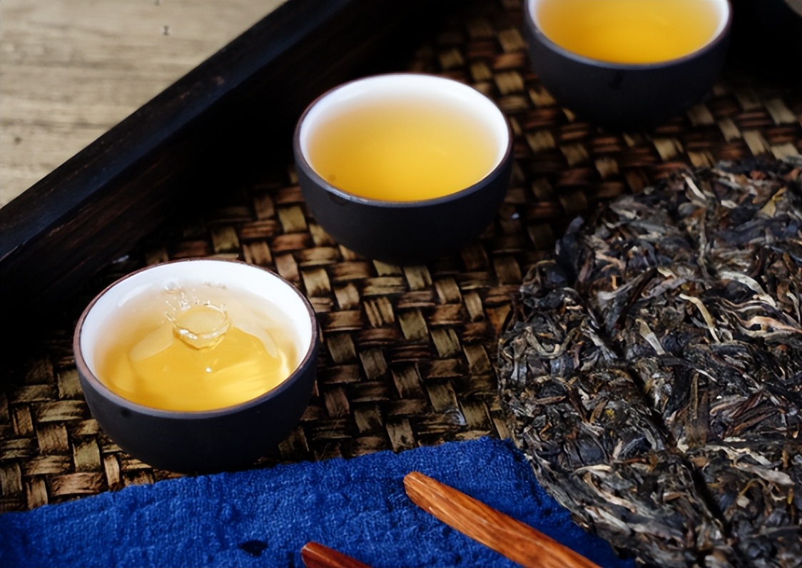 霉变茶叶 黄曲霉毒素B1 肝脏损伤_喝过的茶叶枕头的危害