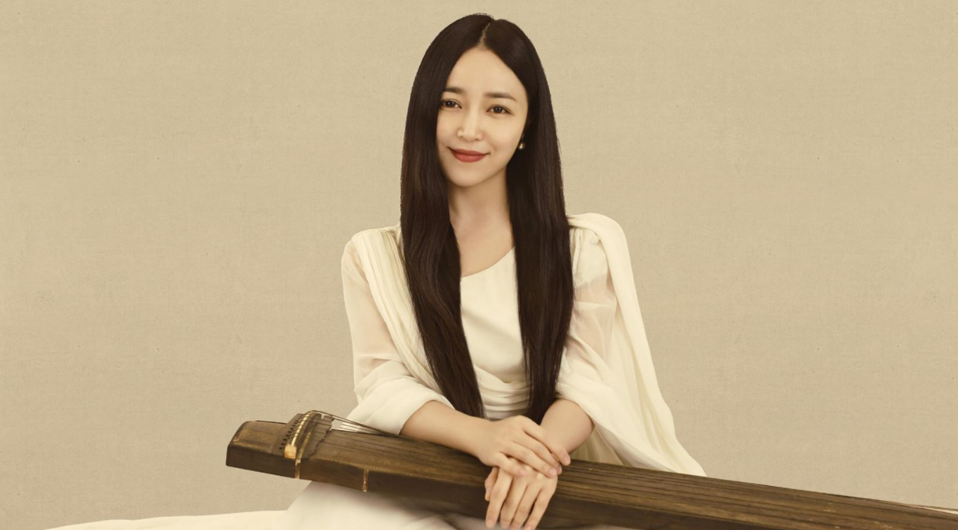 袁莎袁莉古筝云之南_古筝演奏家袁莎 出水莲 专辑 环球音乐 中国 传统音乐改编 天人合一