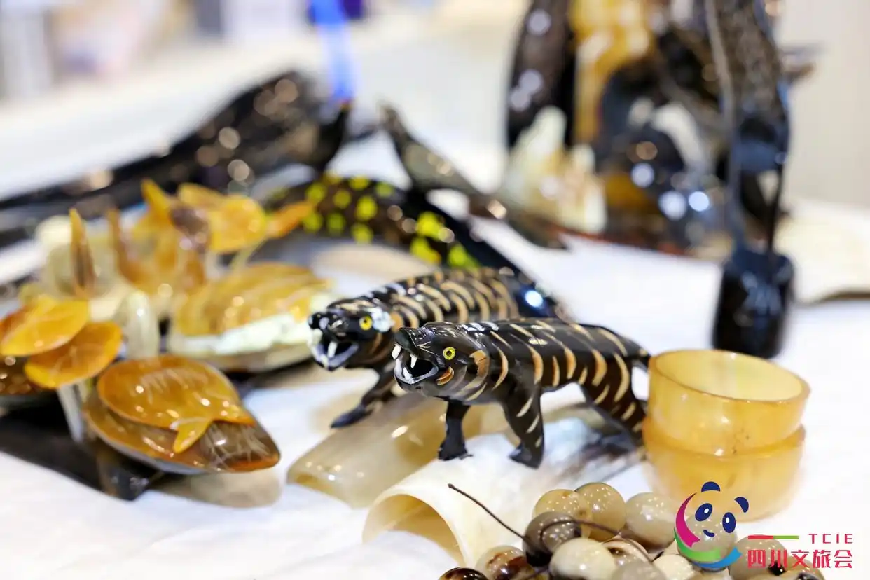 中国乡村旅游发展论坛_创意农业乡村旅游高峰论坛_四川创意农业乡村旅游振兴联盟