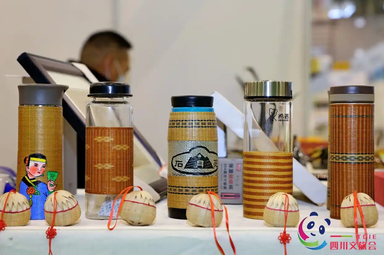 创意农业乡村旅游高峰论坛_中国乡村旅游发展论坛_四川创意农业乡村旅游振兴联盟