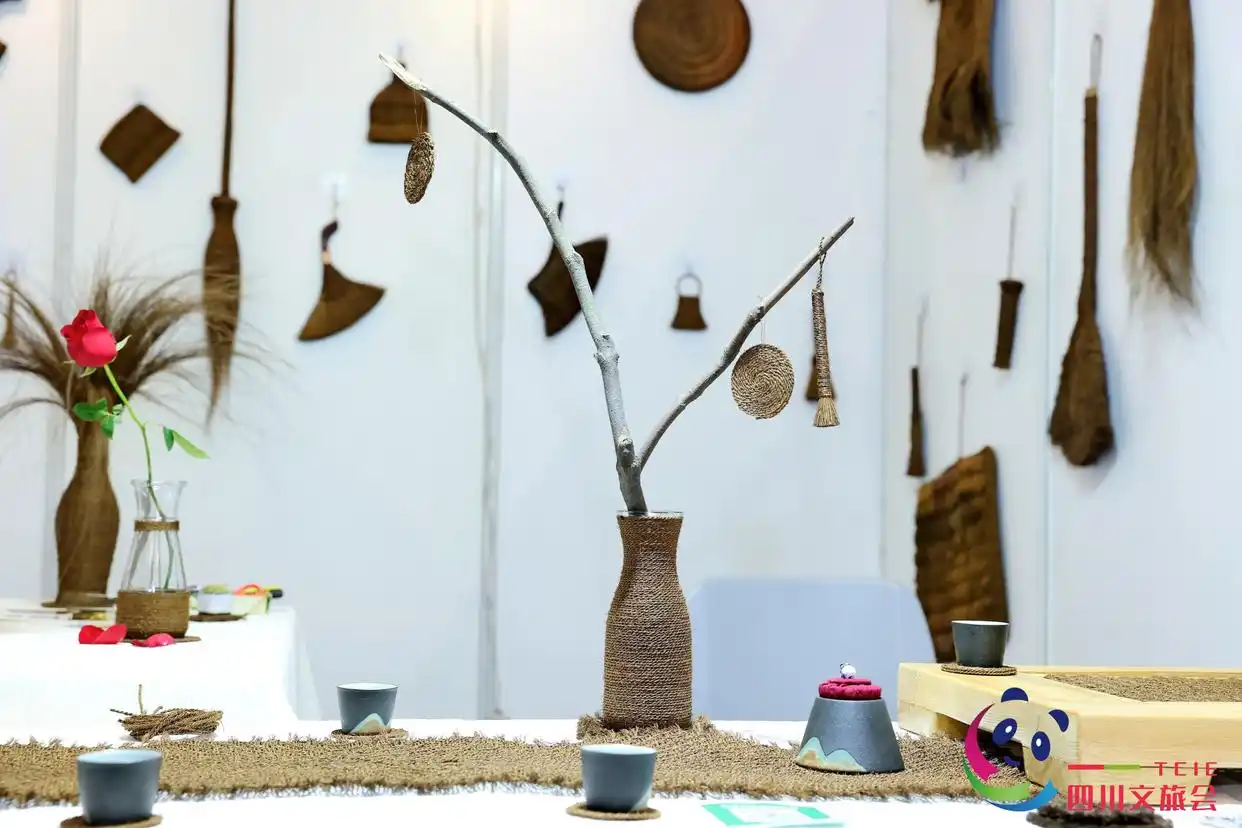 四川创意农业乡村旅游振兴联盟_创意农业乡村旅游高峰论坛_中国乡村旅游发展论坛