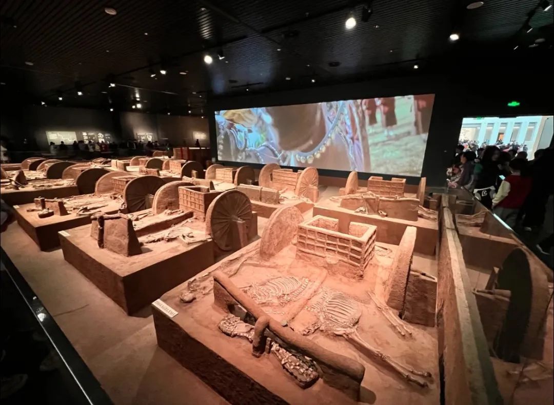 静安寺 上海城市必打卡榜 2025大众点评必玩榜_上海静安寺开放时间