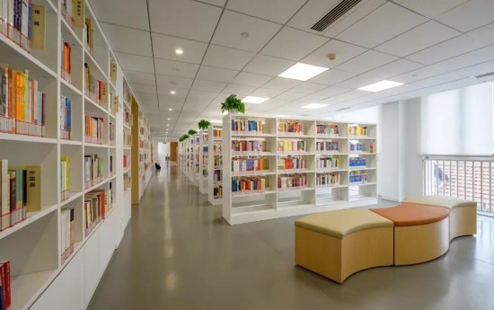 上海图书馆服务介绍_上海公共图书馆名录_上海静安寺开放时间