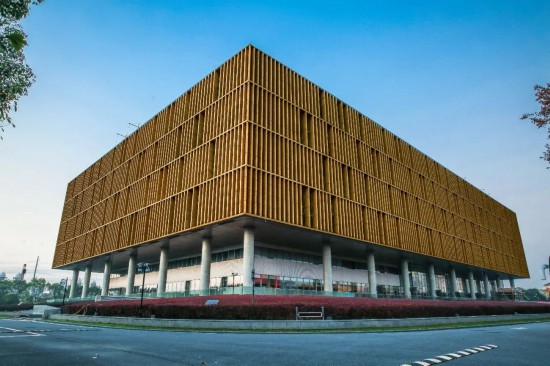 上海公共图书馆名录_上海图书馆服务介绍_上海静安寺开放时间