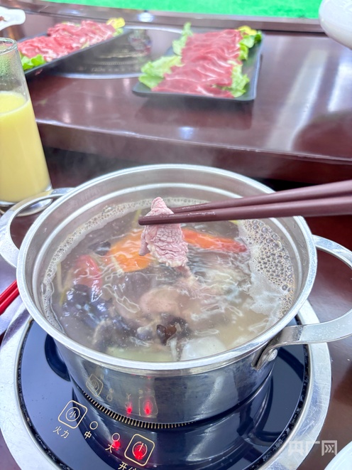 贵州安顺有什么好吃的_关岭断桥青椒鱼火锅_安顺美食攻略