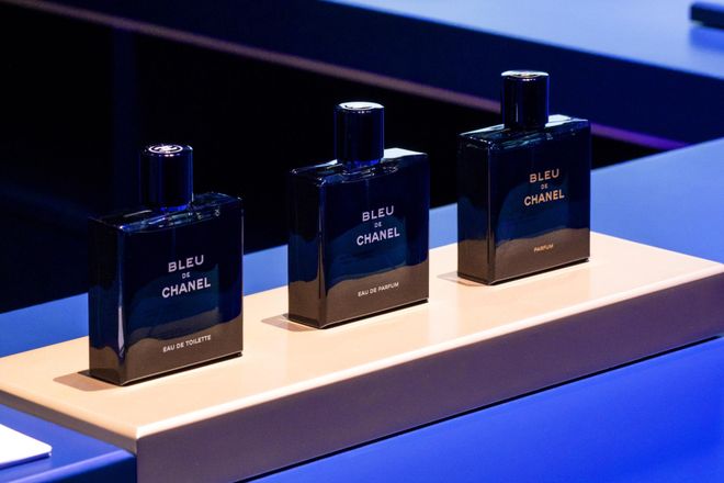 魔都香氛体验_香奈儿蔚蓝珍藏香水空间_香奈儿艺术总监