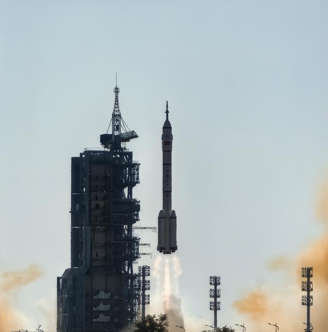 超级中国之军事力量_最完美的超级大国_中国综合实力增长