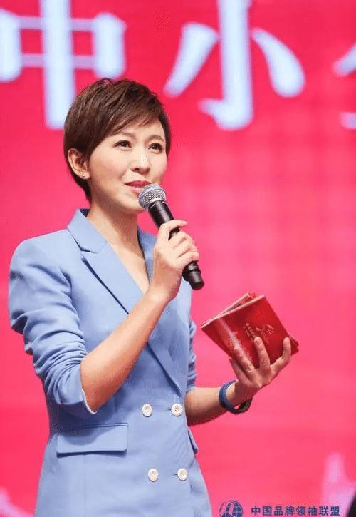 欧阳夏丹疫情期间连麦带货卖湖北特产_欧阳夏丹祖籍是哪里人_欧阳夏丹疫情期间销售湖北滞销商品