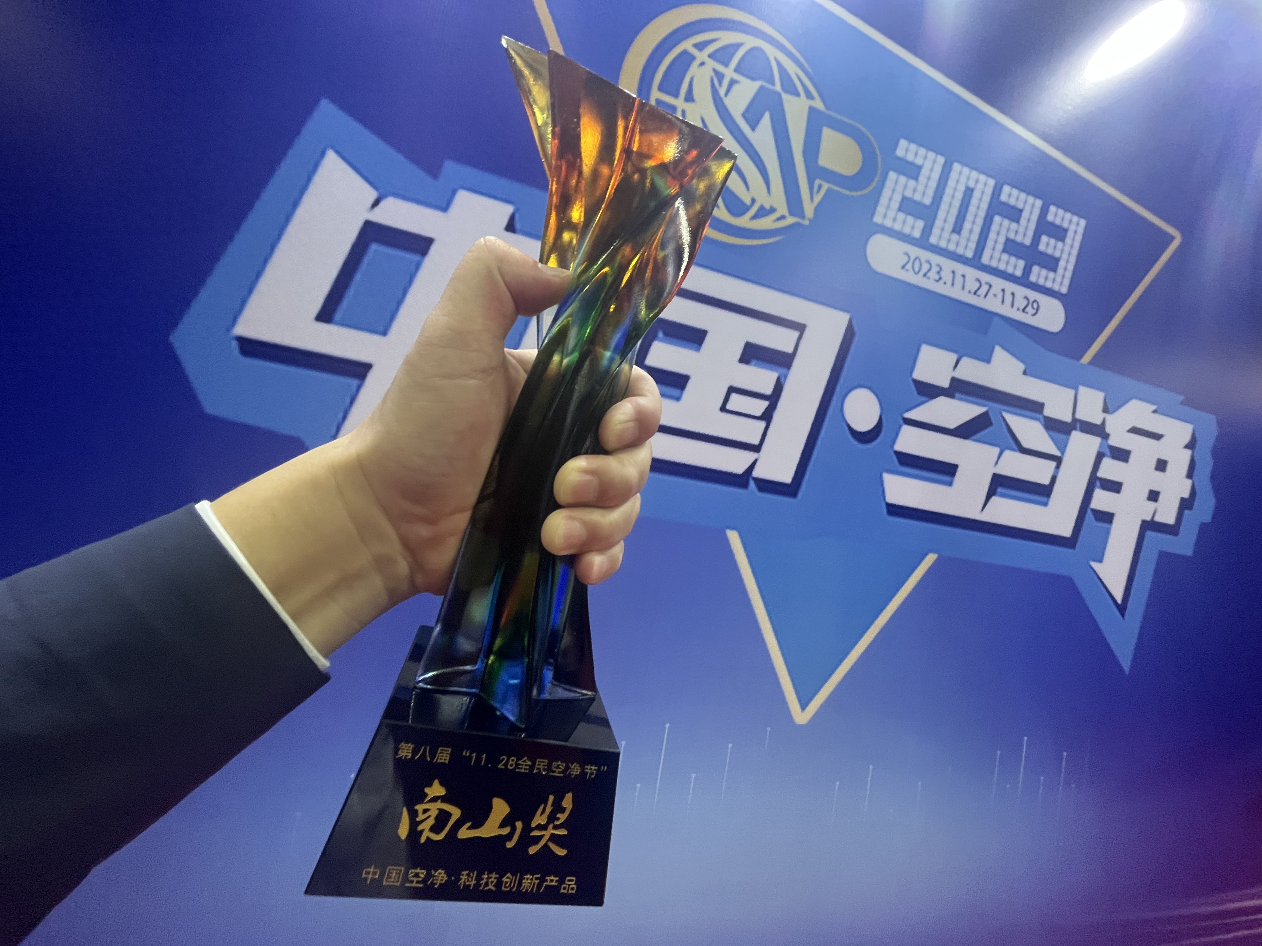 家庭用的抽油烟机哪种好_油烟机品牌对比选购指南_十大油烟机品牌选择