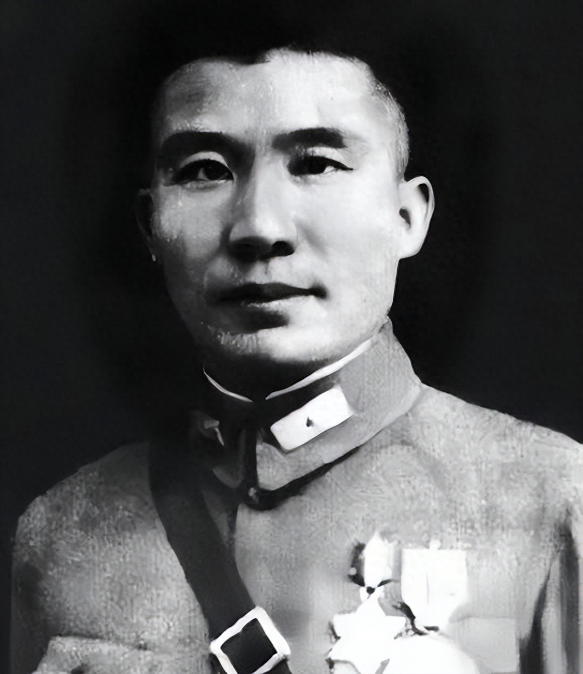 蒋介石与王耀武_王耀武被俘后的经历_王耀武的命运起伏