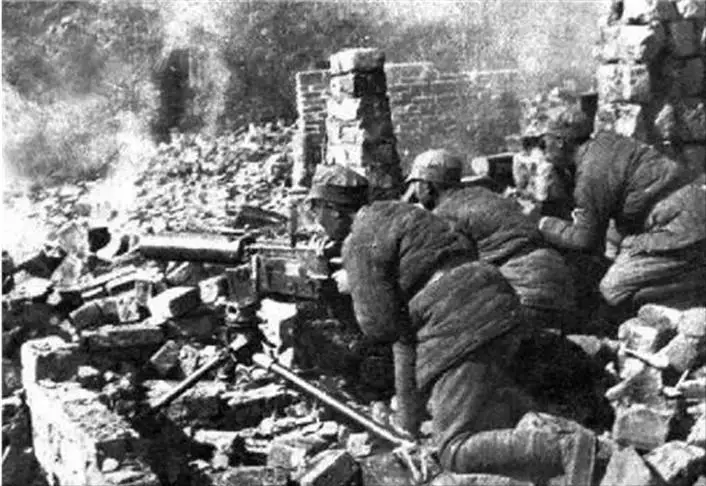 解放战争王耀武被捕过程_王耀武济南战役溃败细节_蒋介石与王耀武