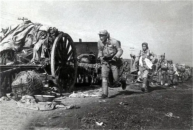 王耀武济南战役溃败细节_蒋介石与王耀武_解放战争王耀武被捕过程