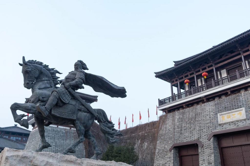 何润东现身宿迁 市民高喊欢迎回家_宿迁苏超何润东项羽揭幕战_项羽虞姬宿迁文旅合作