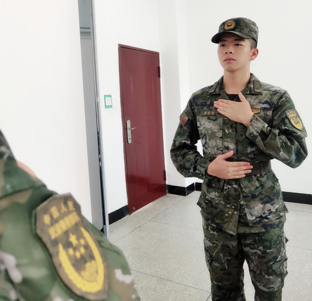 武警泉州支队新式作训服_21式水墨云纹迷彩_海警新设计服装