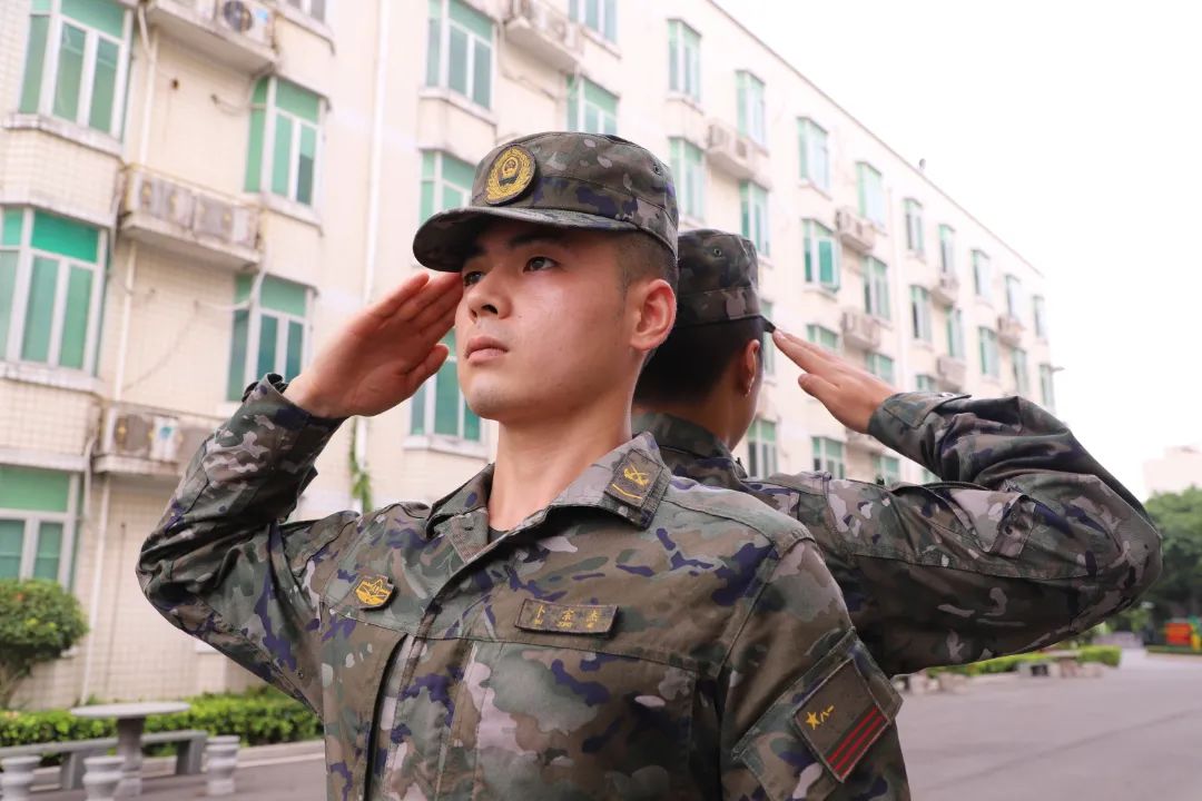 武警泉州支队新式作训服_海警新设计服装_21式水墨云纹迷彩