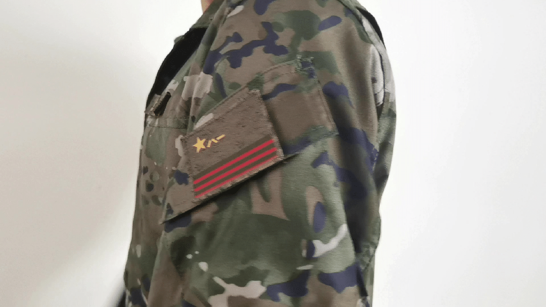 海警新设计服装_武警泉州支队新式作训服_21式水墨云纹迷彩