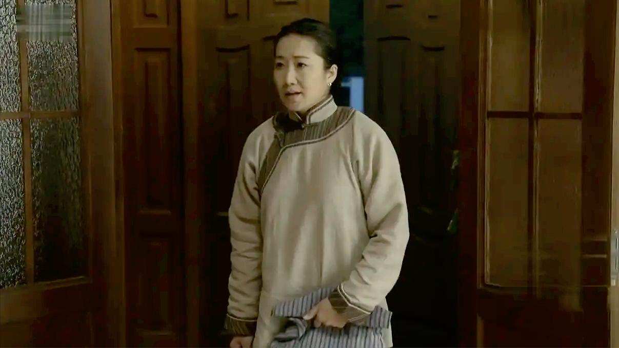 伪装者明镜怎么死的_伪装者 桂姨 孤狼