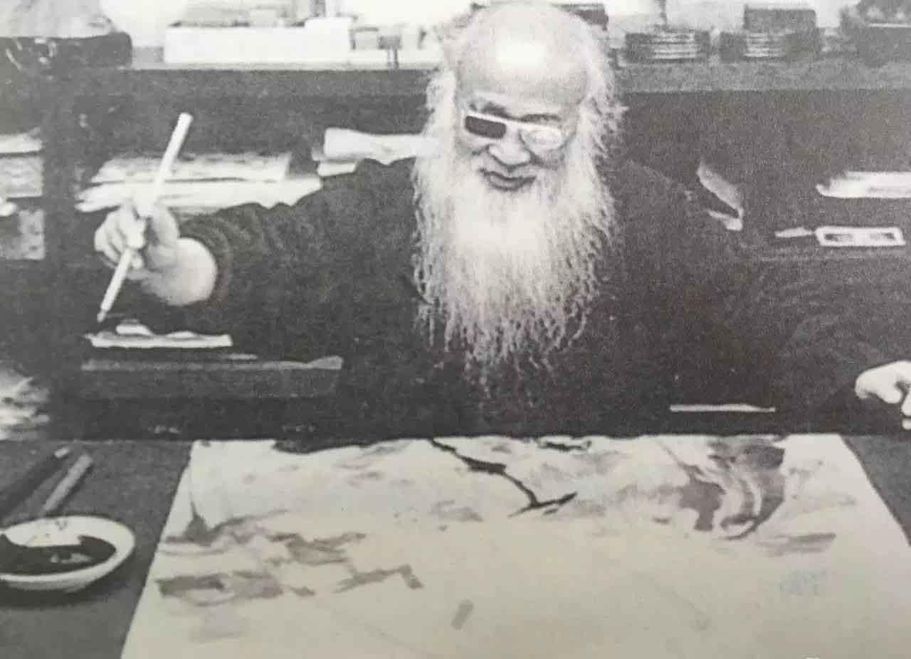 张大千低价出售国宝级藏画给大陆_张大千字画图片_张大千与何香凝的特殊荷花图