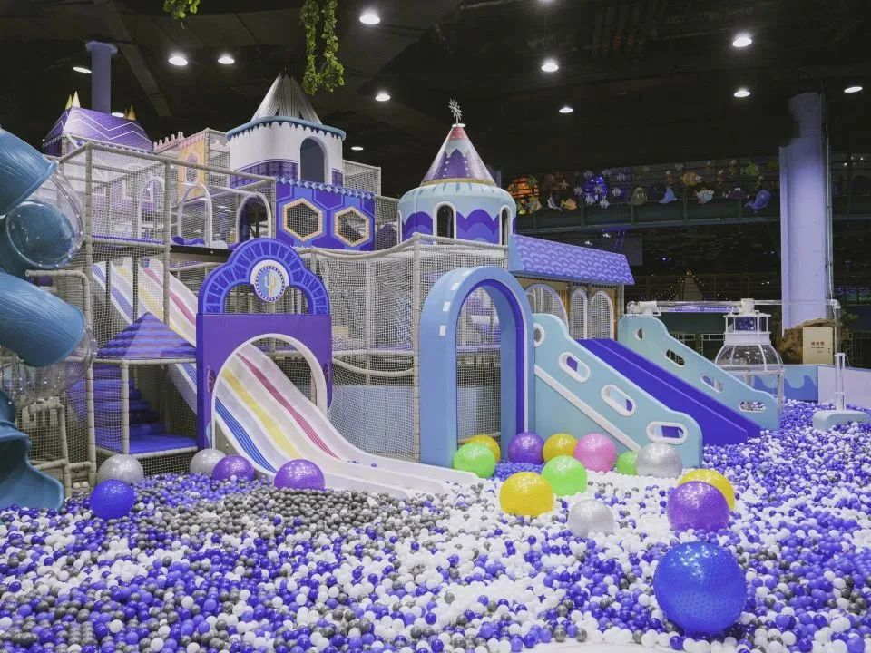 上海欢乐谷暑期活动_泡泡大战室内项目_上海欢乐谷玛雅水公园联票