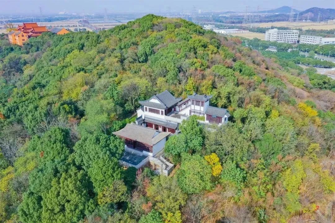 上海欢乐谷应届生门票立减80元_上海欢乐谷玛雅水公园联票_2025年中高考毕业生上海旅游优惠