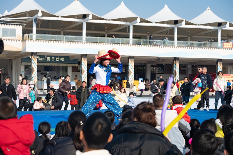 上海玛雅冰雪世界新春活动_欢乐谷烟花秀马年_上海欢乐谷玛雅水公园联票