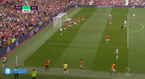 卢克-肖伤退德赫亚失误_英超-曼联3-1维拉 b费助攻双响谢什科破门_2021-22赛季英超第6轮曼联vs阿斯顿维拉比赛战报