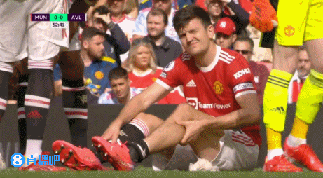 卢克-肖伤退德赫亚失误_英超-曼联3-1维拉 b费助攻双响谢什科破门_2021-22赛季英超第6轮曼联vs阿斯顿维拉比赛战报