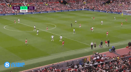 英超-曼联3-1维拉 b费助攻双响谢什科破门_2021-22赛季英超第6轮曼联vs阿斯顿维拉比赛战报_卢克-肖伤退德赫亚失误