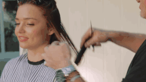 适合我的理发店_沟通理发师避免翻车_女士中长烫头发图片