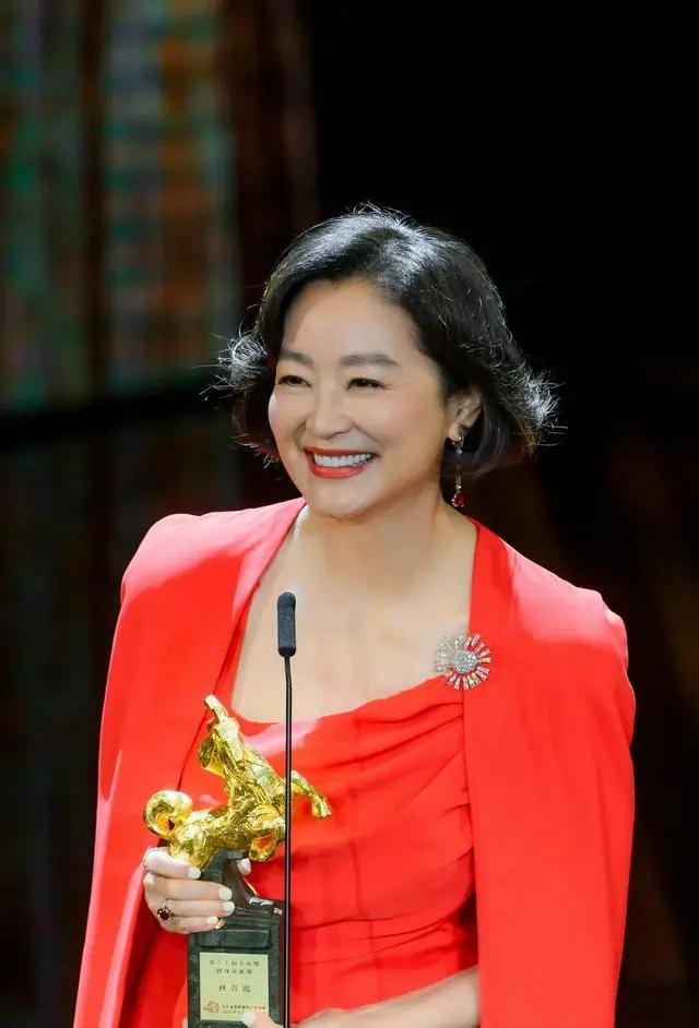 48金马奖颁奖_金马奖林志玲状态_林青霞婚姻幸福