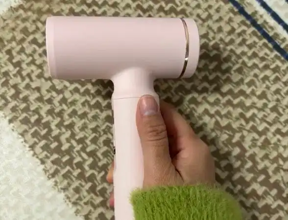 婴儿喜欢吹风机的声音_家用吹风机排行榜前十名_吹风机哪个品牌好用质量好