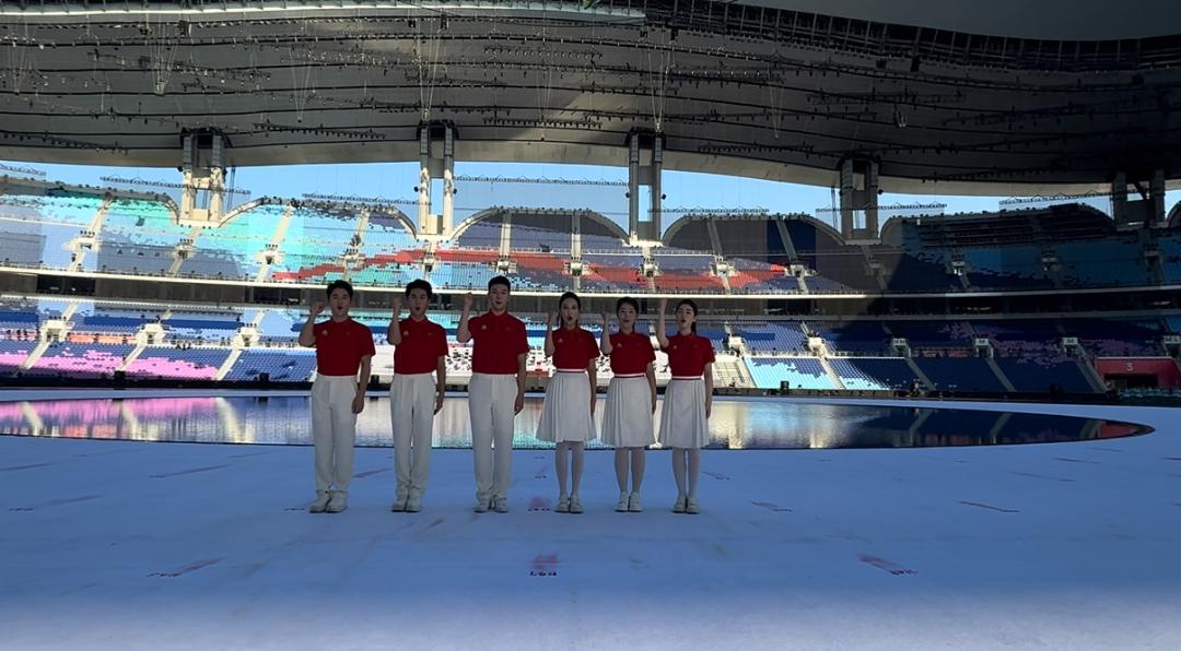 第十五届全运会开幕式朗诵中华体育精神_北京体育大学学子朗诵节目_运动会诗歌朗诵