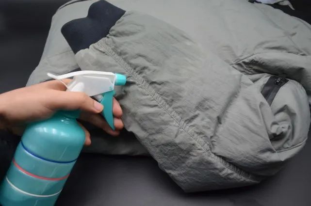 衣服上的洗涤说明图标_干洗羽绒服注意事项_羽绒服清洗方法