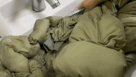 羽绒服清洗方法_衣服上的洗涤说明图标_干洗羽绒服注意事项