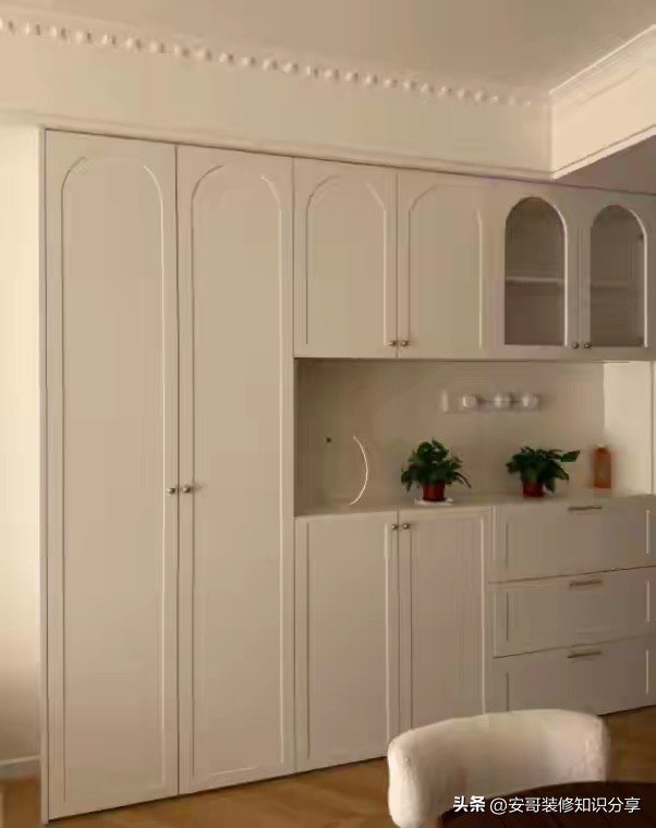 全屋定制板材环保耐用指南_装修柜子板材选择_三聚氰胺板+防火板