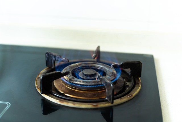 电水壶燃气灶成本对比_1公斤液化天然气热值_烧水电费燃气费